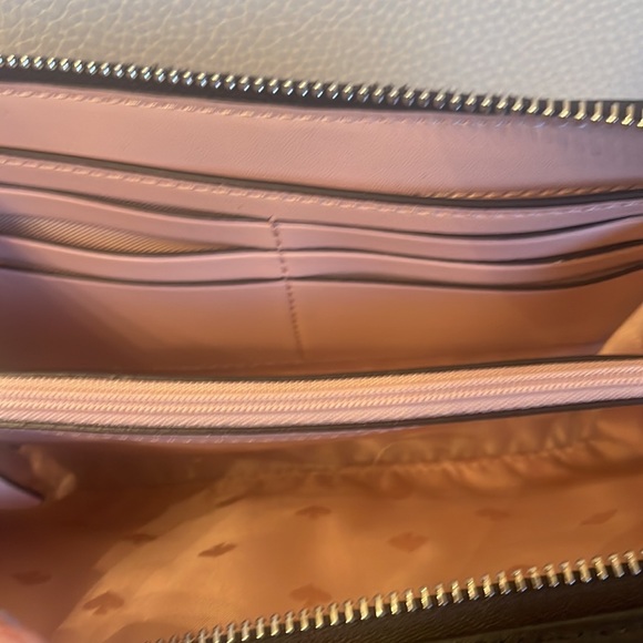 Kate Spade ♠️ New York Frosty Penguin Purse NWT ⭐️🐧⭐️ - Picture 2 of 8